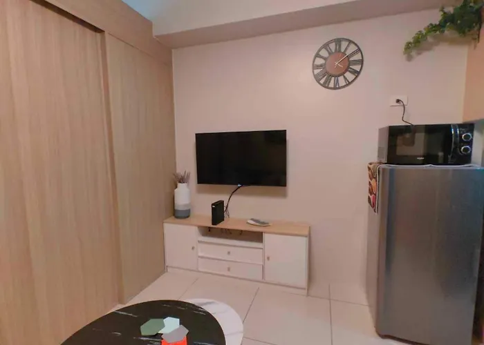 Apartment Near Moa, Naia, Picc, & Ccp That Is Comfy With A View!