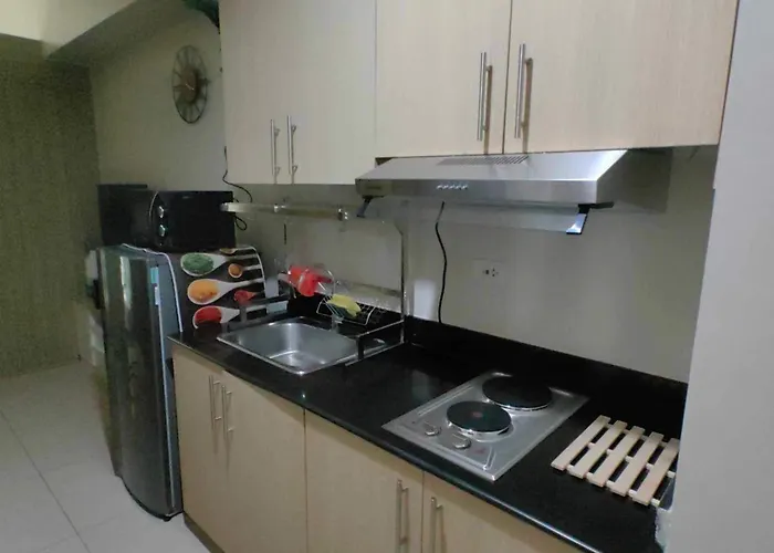 Near Moa, Naia, Picc, & Ccp That Is Comfy With A View! Apartment Manila