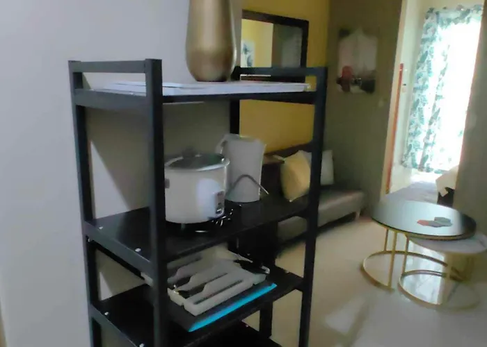 Apartment Near Moa, Naia, Picc, & Ccp That Is Comfy With A View! *