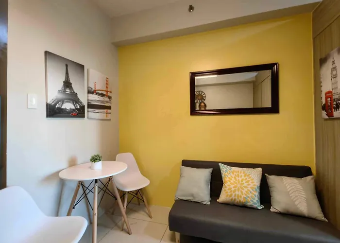 Near Moa, Naia, Picc, & Ccp That Is Comfy With A View! Apartment *