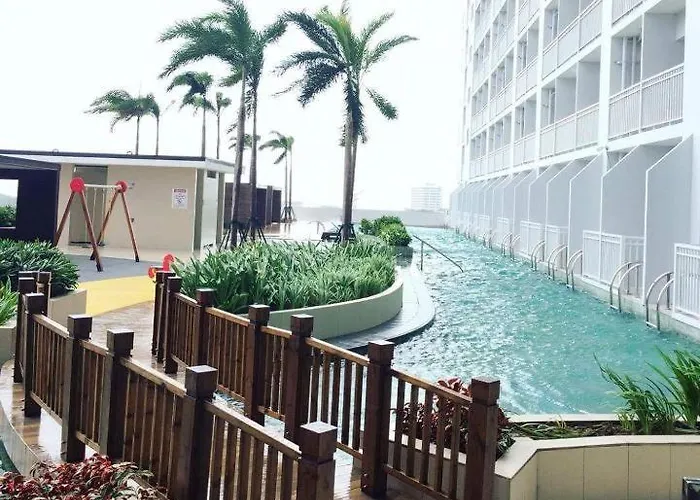 Near Moa, Naia, Picc, & Ccp That Is Comfy With A View! Apartment Manila