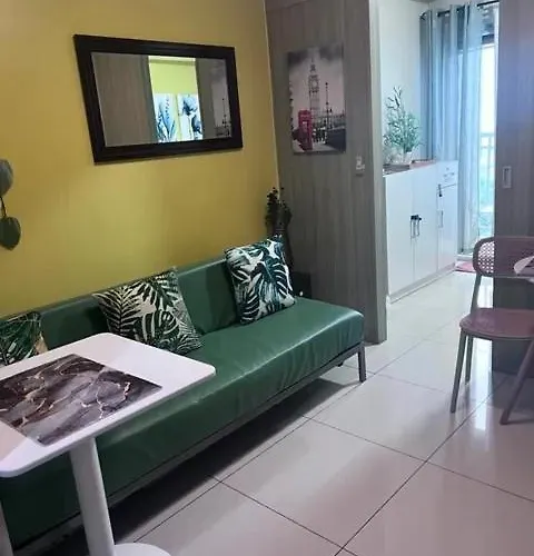 Apartment Near Moa, Naia, Picc, & Ccp That Is Comfy With A View!